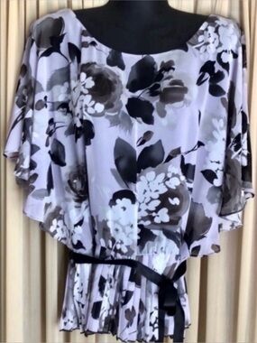 Gorgeous Large Lilac/Black CB Casual Blouse (NWT)